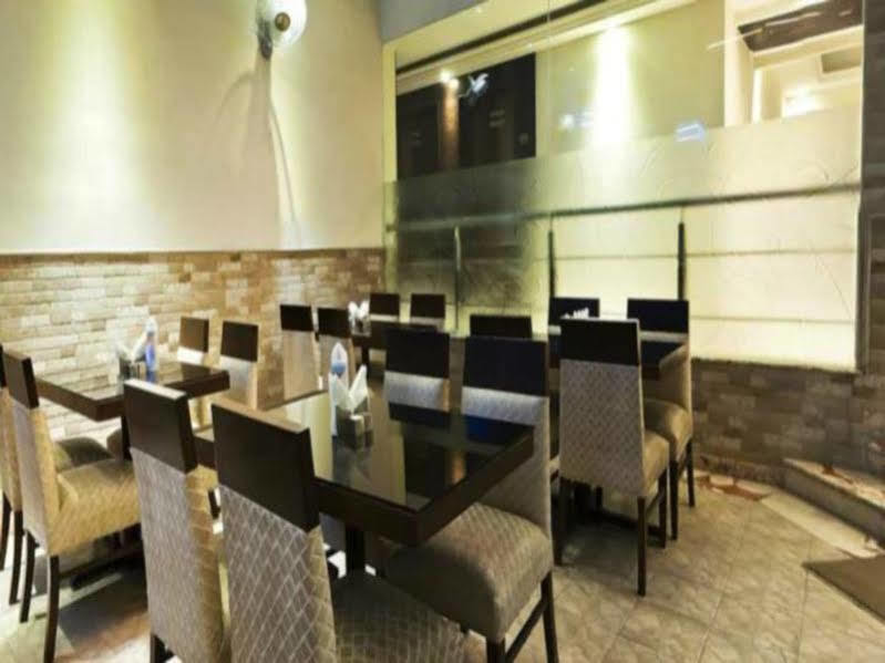 Fabhotel Marble Arch Karol Bagh Delhi  Extérieur photo